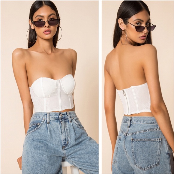 superdown Tops - Superdown Revolve Lilly Lace Bustier Top in White